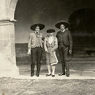 Chaleco en el traje charro
